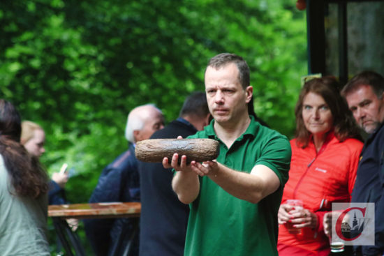 Der alte und neue „Weltmeister:“ Patrick Florath nimmt Maß. | Foto: Meinhard Koke