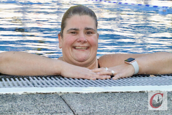 Wegen der Schwimm-Lockerung zu Freudentränchen gerührt: SVN-Frühschwimmerin Katja Passen. | Foto: Meinhard Koke