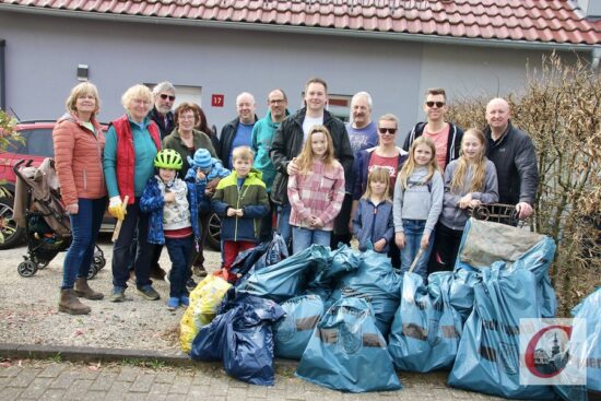 Auch im Dörper Süden wurde „Frühjahrsputz“ gemacht – und wie im CW-Bild zu sehen, kam bei der „Picobello“-Aktion des Bürgervereins Sudbürger so einiges zusammen… | Foto: Matthias Müller