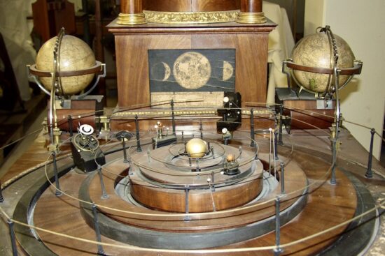 Soll zurück ins heimatliche Tal und restauriert werden: Das historische Elberfelder Tischplanetarium kam vor 110 Jahren als Leihgabe des heutigen Carl-Fuhlrott-Gymnasiums ans Deutsche Museum in München. | Foto: CFG